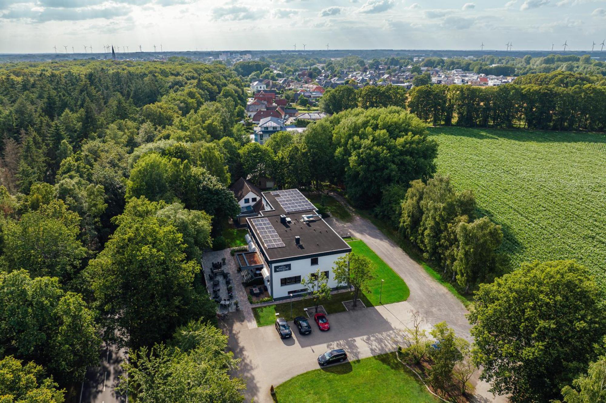 Hotel Wiesengrund Business & Boutique Dinklage Exterior photo